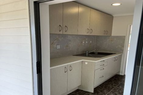 Photo of property in 28 The Enclave, Totara Heights, Auckland, 2105