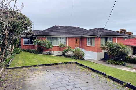Photo of property in 38 Tui Glen Road, Birkenhead, Auckland, 0626