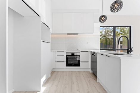 Photo of property in 19b Red Beach Road, Red Beach, 0932