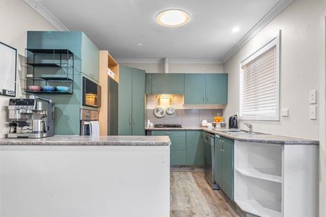 Photo of property in 6 Kearneys Road, Linwood, Christchurch, 8062