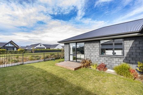 Photo of property in 41 Selfe Crescent, Burwood, Christchurch, 8083