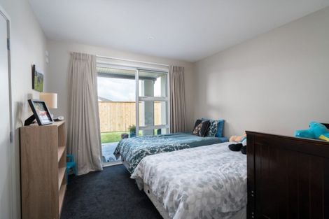 Photo of property in 3b Isobel Street, Acacia Bay, Taupo, 3330