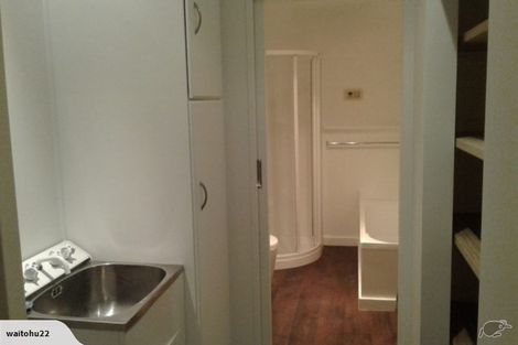 Photo of property in 266 Queens Drive, Lyall Bay, Wellington, 6022