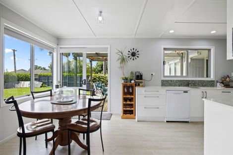 Photo of property in 27 Buckland Road, Tuakau, 2121