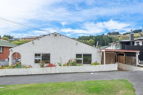 Photo of property in 12a Elwyn Crescent, Green Island, Dunedin, 9018