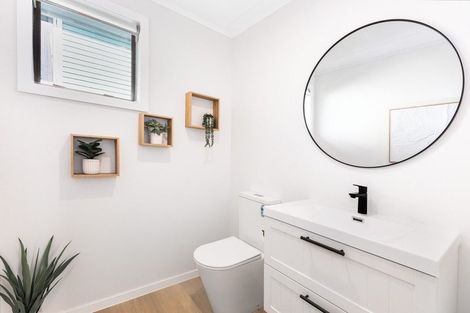 Photo of property in 49 Handyside Street, Tawa, Wellington, 5028