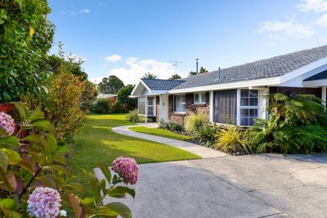 Photo of property in 11 Glen Lynne Avenue, Queenwood, Hamilton, 3210