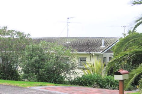 Photo of property in 60 Albatross Road, Red Beach, 0932