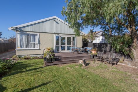 Photo of property in 79 Cuffs Road, Wainoni, Christchurch, 8061