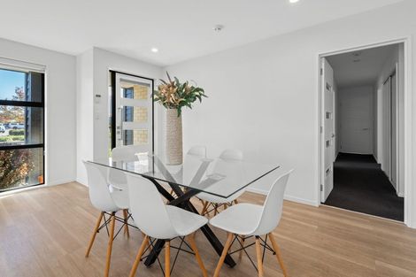 Photo of property in 74a Shillingford Boulevard, Rolleston, 7615