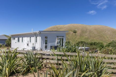 Photo of property in 422 Whangaehu Road, Porangahau, 4293