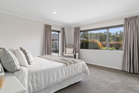 Photo of property in 156 Oteki Park Drive, Welcome Bay, Tauranga, 3112