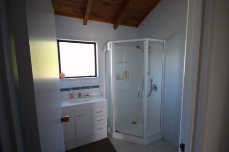 Photo of property in 15 Jubilee Drive, Pauanui, Hikuai, 3579