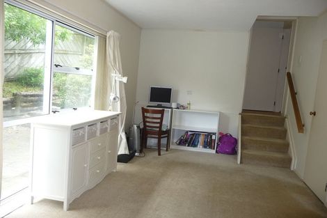 Photo of property in 2/16 Ronald Macken Place, Windsor Park, Auckland, 0632