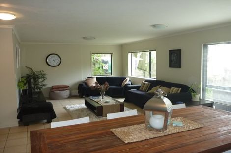 Photo of property in 20a Roseberry Avenue, Birkenhead, Auckland, 0626