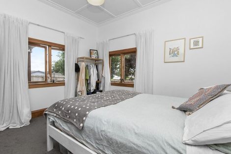 Photo of property in 75 Tuhikaramea Road, Dinsdale, Hamilton, 3204