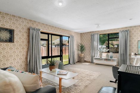 Photo of property in 8 Cornish Place, Cromwell, 9310