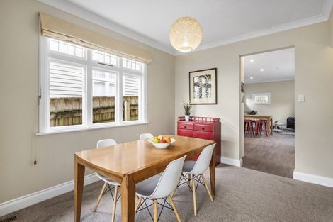 Photo of property in 17 Firth Terrace, Karori, Wellington, 6012