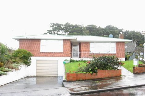 Photo of property in 16 Knox Road, Hillpark, Auckland, 2102