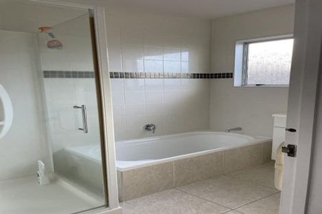 Photo of property in 1/6 Phillip Parade, Forrest Hill, Auckland, 0620