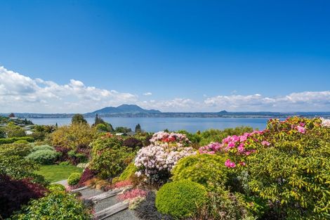 Photo of property in 27 Wakeman Road, Acacia Bay, Taupo, 3330