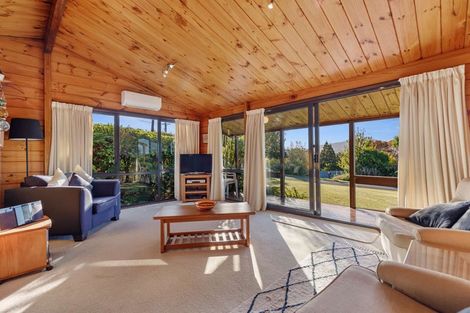 Photo of property in 64 Utuhina Road, Springfield, Rotorua, 3015