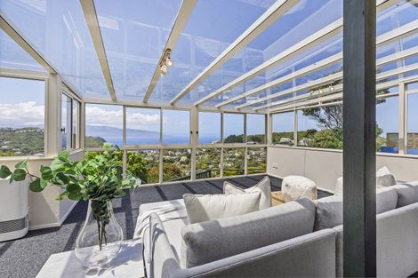 Photo of property in 52 Frobisher Street, Island Bay, Wellington, 6023