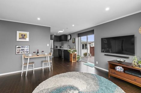 Photo of property in 1 Harvard Grove, Totara Park, Upper Hutt, 5018