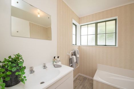 Photo of property in 6 Sovereign Court, West End, Palmerston North, 4410