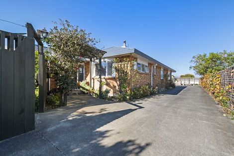 Photo of property in 4 Seaforth Avenue, Milson, Palmerston North, 4414