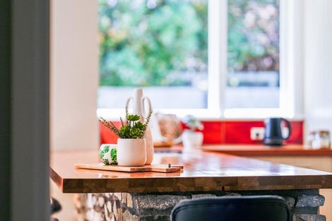 Photo of property in 43 Dale Road, Raumati South, Paraparaumu, 5032