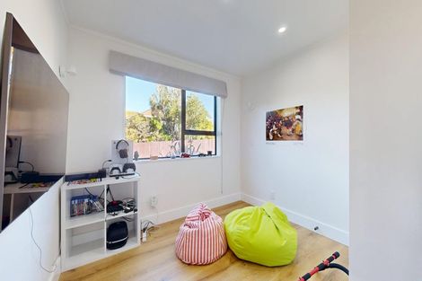 Photo of property in 60 Satara Crescent, Khandallah, Wellington, 6035