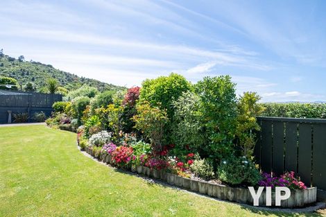 Photo of property in 8 Ramphal Terrace, Khandallah, Wellington, 6035