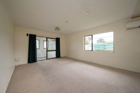 Photo of property in 42 Monckton Street, Feilding, 4702