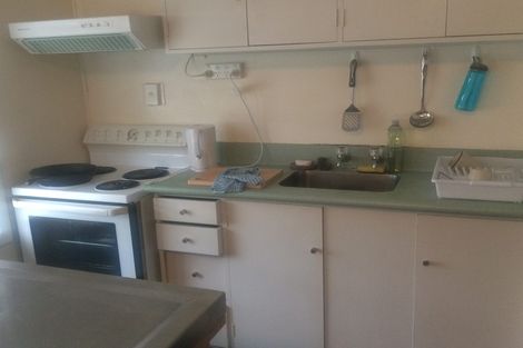 Photo of property in Churchill Flats, 213 The Terrace, Wellington Central, Wellington, 6011