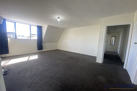 Photo of property in 4/43 Brockworth Place, Riccarton, Christchurch, 8011