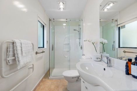 Photo of property in 324b Oceanbeach Road, Mount Maunganui, 3116