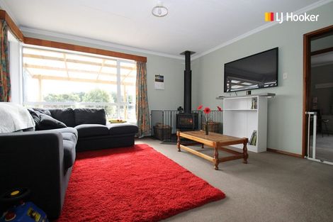 Photo of property in 11 Westland Street, Green Island, Dunedin, 9018