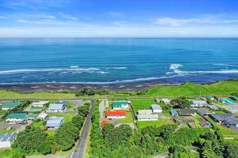 Photo of property in 41a Aria Terrace, Mokau, 4376