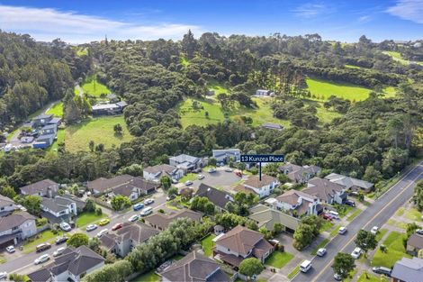 Photo of property in 13 Kunzea Place, Greenhithe, Auckland, 0632