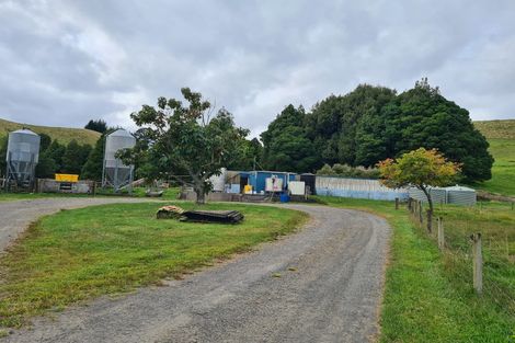 Photo of property in 2386 Tarata Road, Tarata, Inglewood, 4387