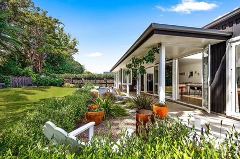 Photo of property in 1 Sandpiper Avenue, Point Wells, Warkworth, 0986