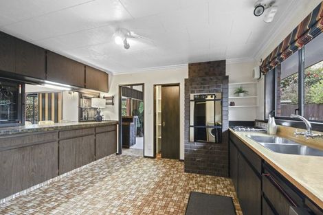 Photo of property in 18 Hawkswood Place, Avonhead, Christchurch, 8042