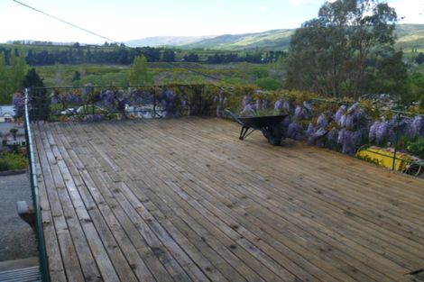 Photo of property in 7 Branxholm Street, Roxburgh, 9500