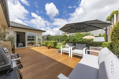 Photo of property in 14 Dinning Road, Riverhead, 0820