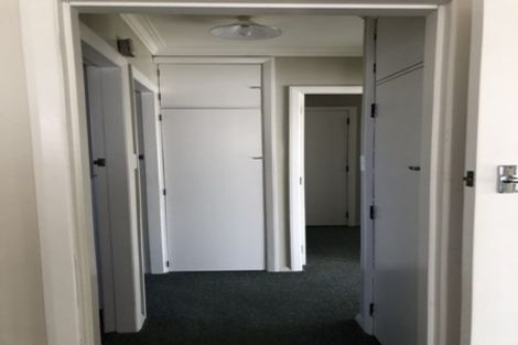 Photo of property in 6 Karaka Crescent, Levin, 5510