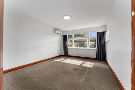Photo of property in 2/43 Aorangi Road, Bryndwr, Christchurch, 8053