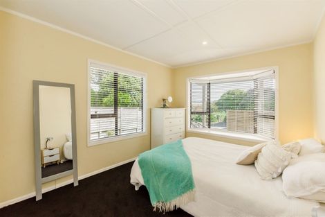 Photo of property in 22 Gavin Road, Raumati Beach, Paraparaumu, 5032