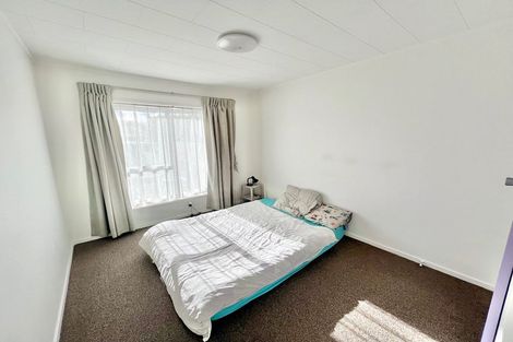 Photo of property in 2/42 Blacklock Avenue, Henderson, Auckland, 0612