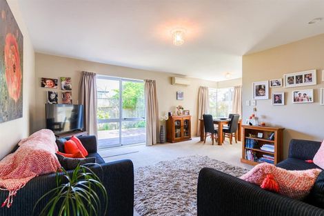 Photo of property in 67a Coopers Road, Dallington, Christchurch, 8061